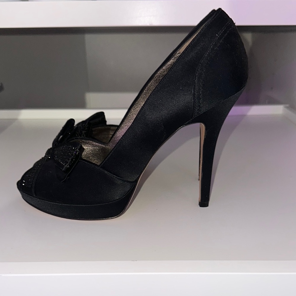 Joan & David Black Heels Sz 10